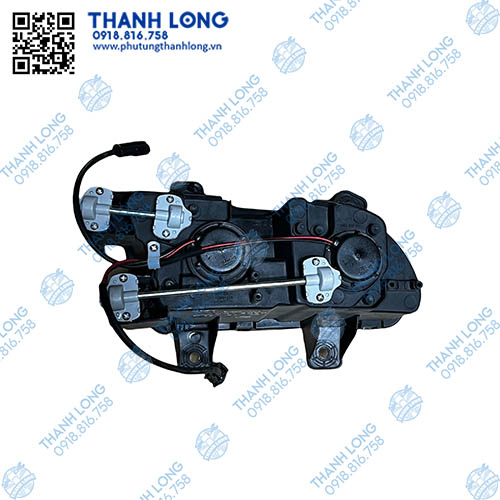 (011R-012L) DSM-084 TL0092.0015 (2).jpg